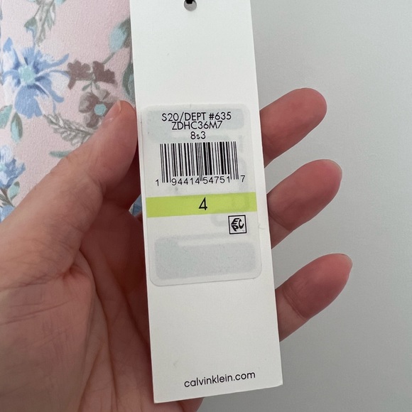 NWT Calvin Klein flowy dress size 4 - Picture 6 of 6
